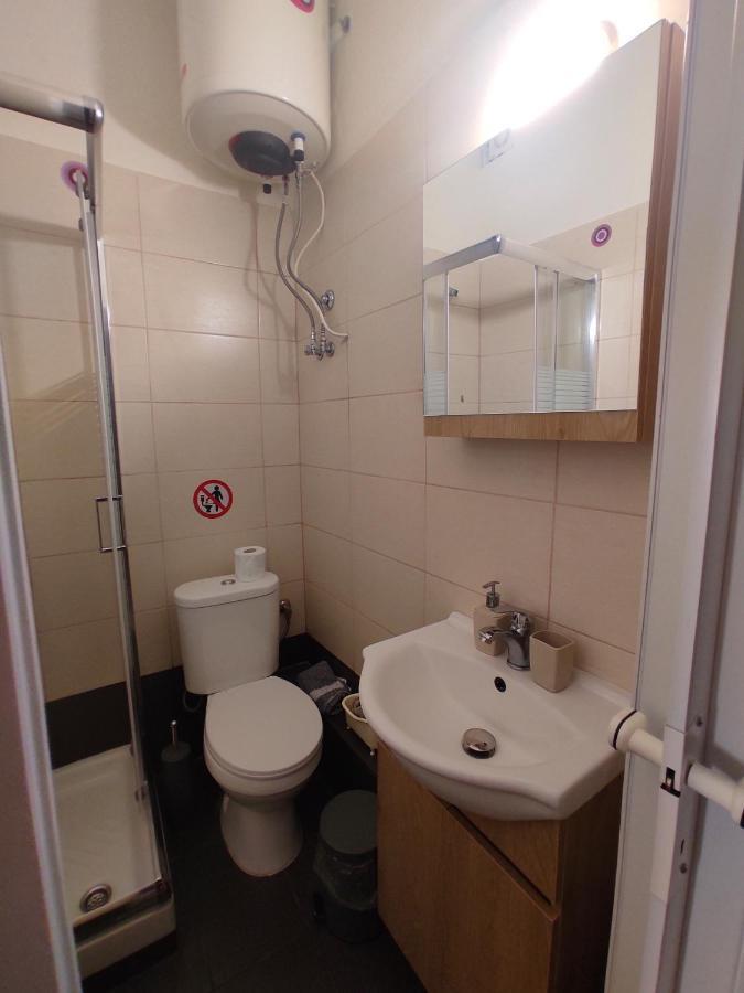 Center Apartment أليكسانثيربوليس المظهر الخارجي الصورة